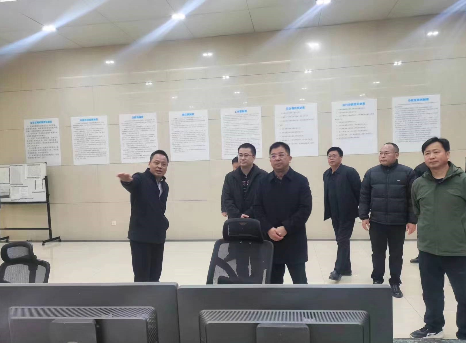 刘志刚带队赴株洲航电分米兰体育平台app官网_米兰体育(中国)
检查并看望慰问一线职工
